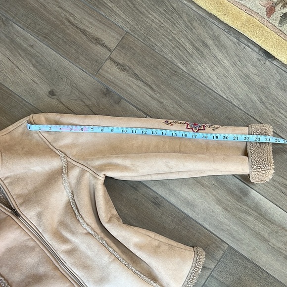 LL Bean Embroidered Faux Suede Sherpa Lined Zip Up Jacket Womens Medium Beige - Picture 8 of 8